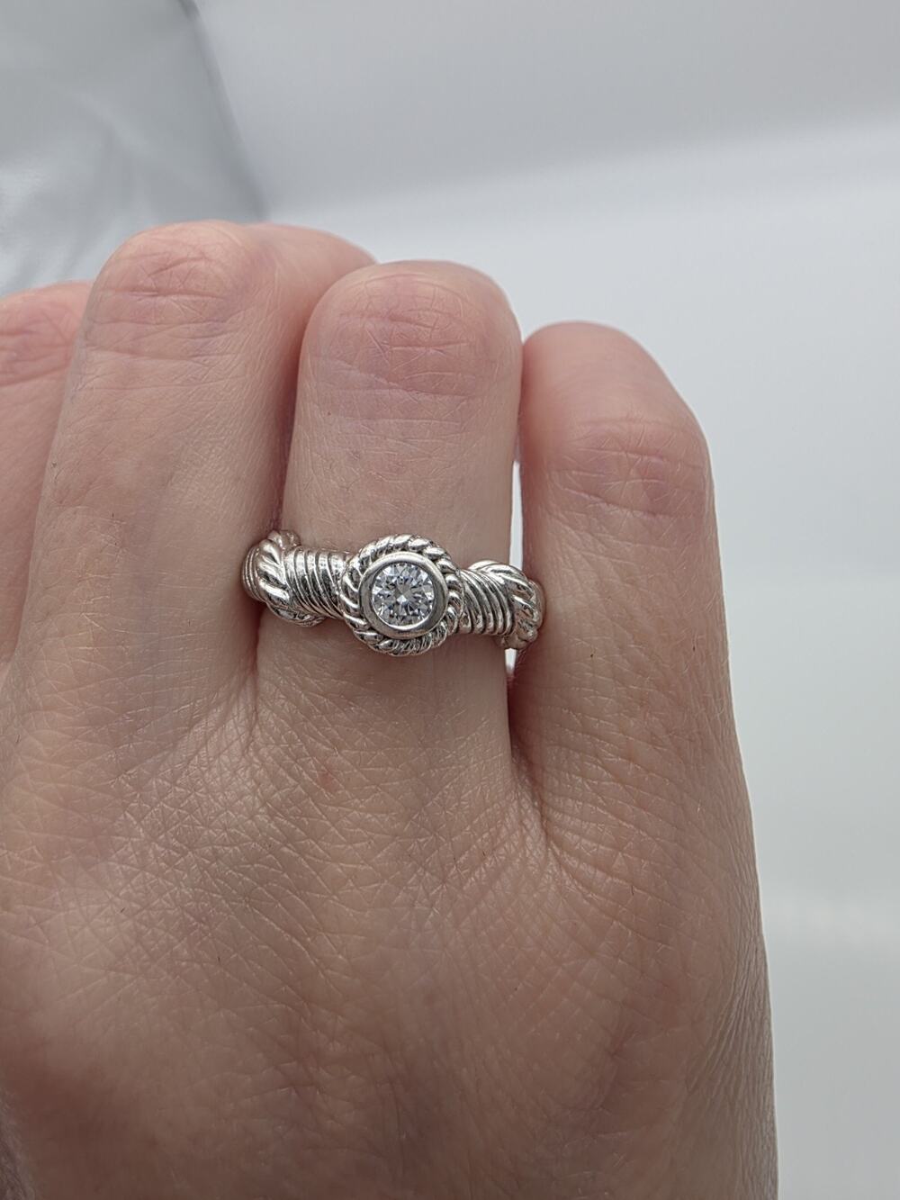 Judith Ripka Sterling Silver 925 CZ Cable Design Ring Size 7